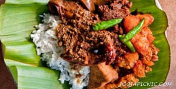 Sarapan Pagi Gudeg Di Jogja
