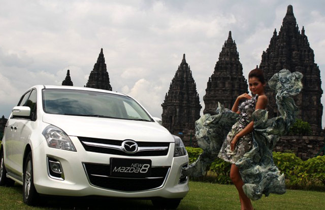 Mazda Photo Contest Di Prambanan